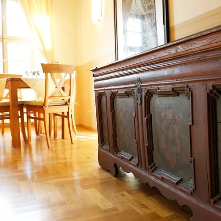 Hotel Gaestehaus Im Fluesterbogen *