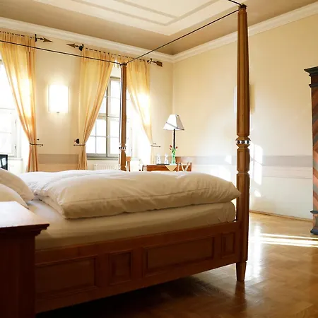 Im Flüsterbogen Hotel